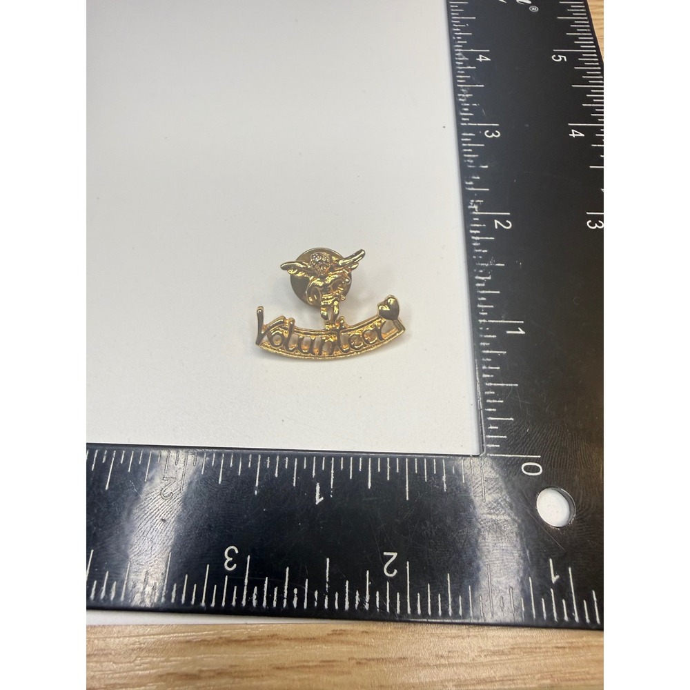 Gold Tone Volunteer‎ Angel Cherub Lapel Pin Heart Recognition Service Gift